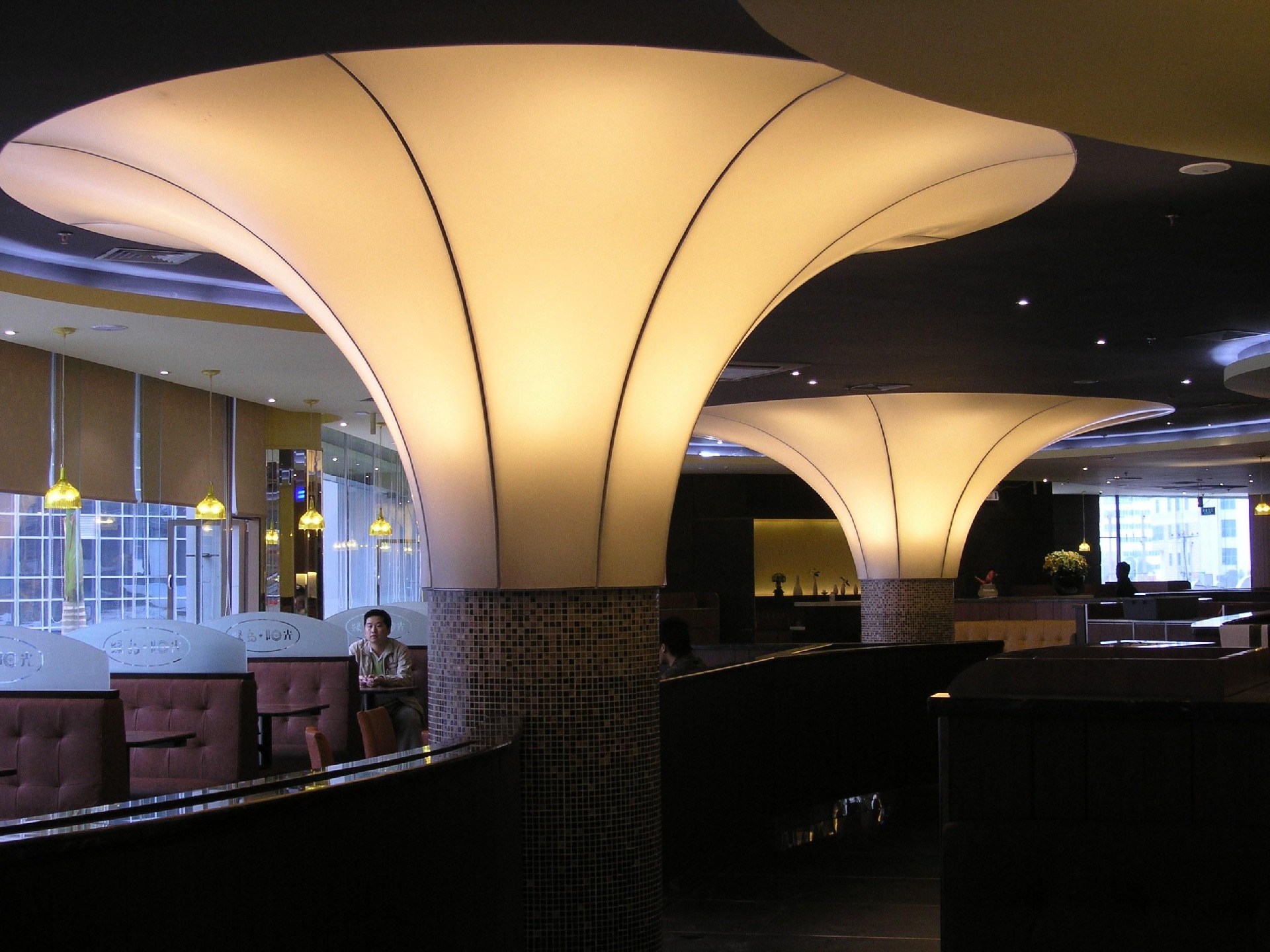 1628829049199661.jpg UV软膜天花25.jpg